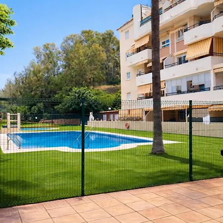 Wintowinrentals Terrace, Pool, Parking In Cala Del Moral Rincón de la Victoria